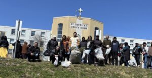 Tom Davis and Volunteers after garbage clean up St.Patricks Home